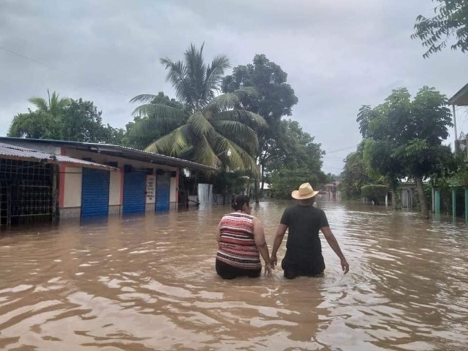 [:en]Social Movements Lead Recovery from Devastating Back-to-back Hurricanes in Central America[:]